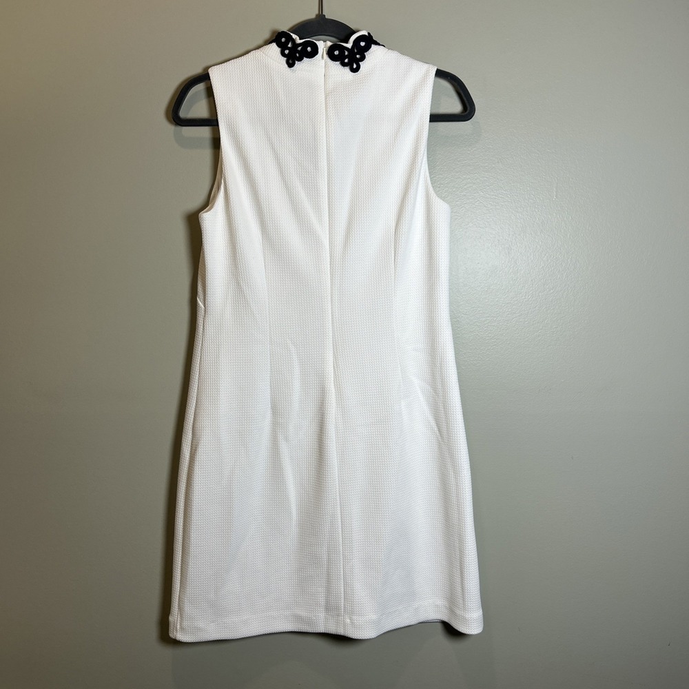Vince Camuto Knee Length Shift Dress Size 6 White Sleeveless Back Zip High Neck - Picture 8 of 9